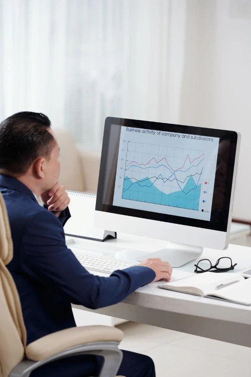 Building Effective Monitoring Dashboards: What Matters and How to Get It Right